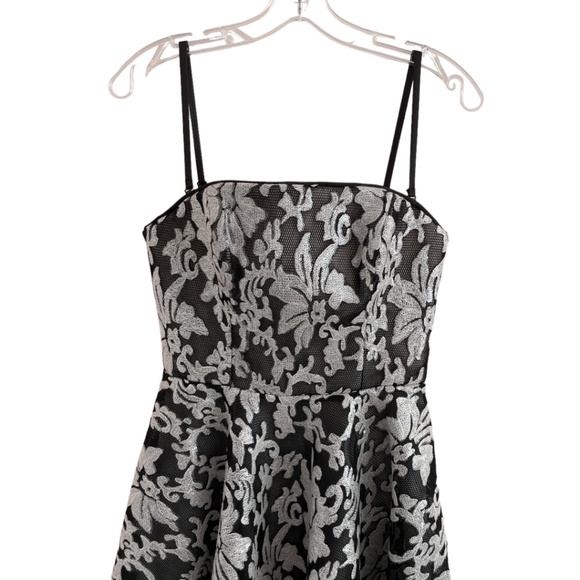 Bebe Sequin Dress Size 6 Removable Straps - Picture 3 of 5